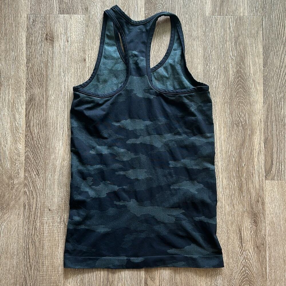 Athleta Speedlight Seamless Camo Tank‎ Top Black Size XS - Picture 4 of 4